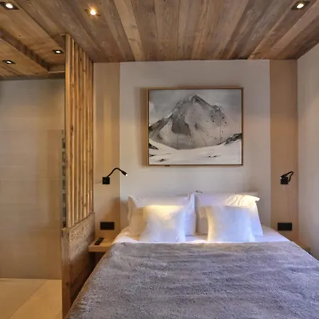 Spacious T3 With Balcony In The Center Of Town Megeve